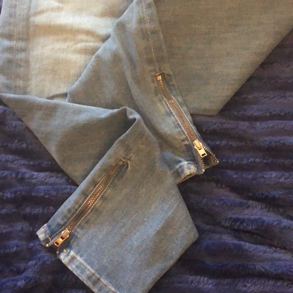 Jeans - Picture 3 of 3